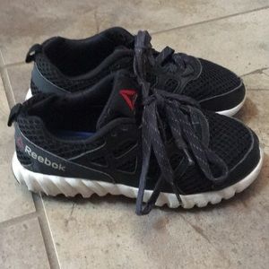 Boys Reebok tennis shoes. Size 13